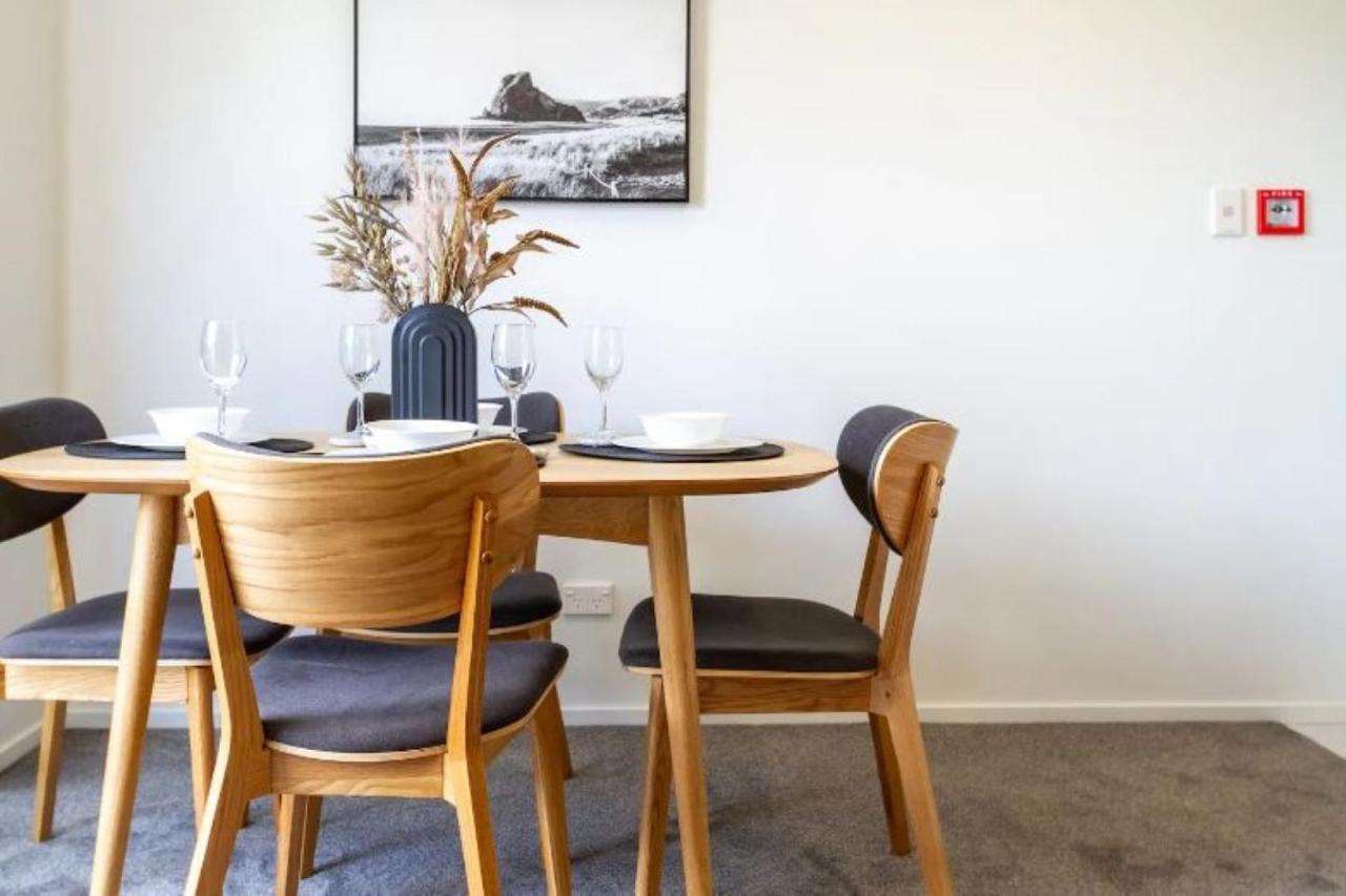 Serenity In The Centre: 2 Bed 2 Bath Christchurch Luaran gambar